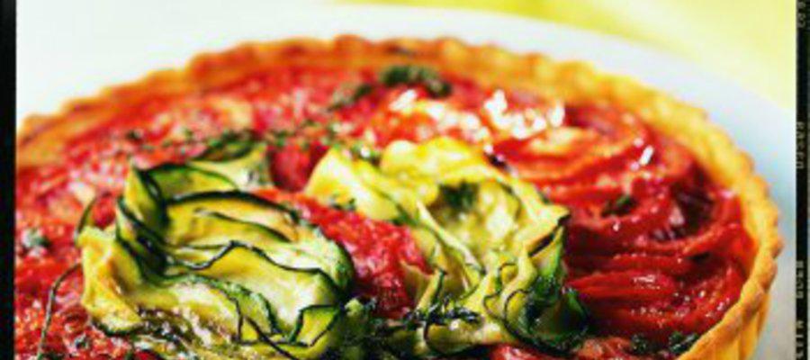 Tarte aux courgettes, tomates et anchoïade douce (entrées)