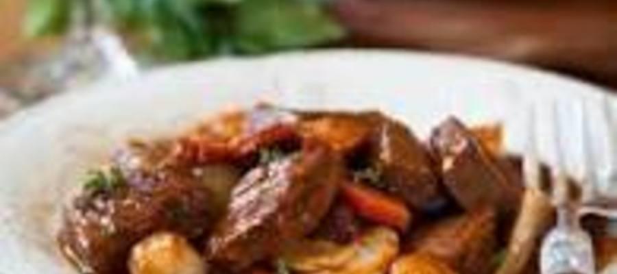 Boeuf bourguignon (incontournables de la cuisine française)