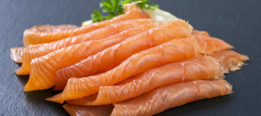 saumon fumé (poissons crus et poissons fumés)
