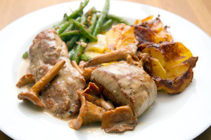 sauce à la crème (viandes - porc) 95db4f11 61b4 4aba 80fe fe45cbc6ba9f m